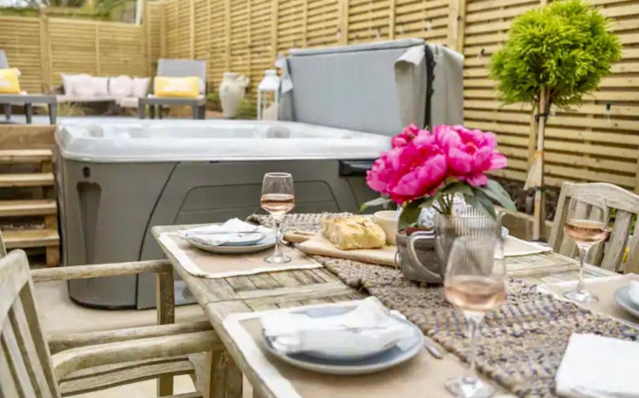 Luxury Cotswolds Cottage With Hot Tub Winchcombe Eksteriør bilde